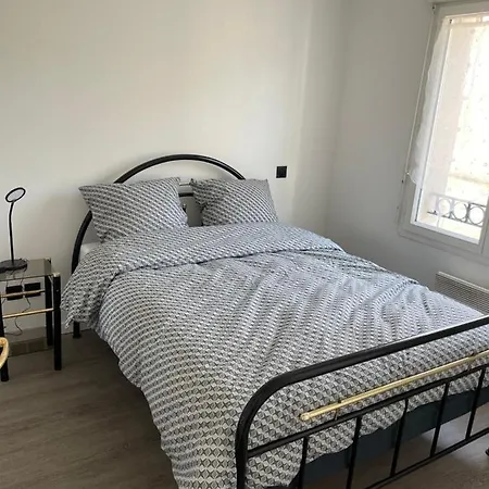 Apartment Superbe Proche De Tout, Climatise. *